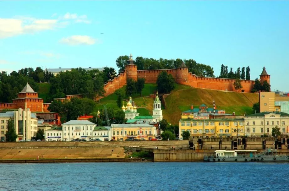 Почему Нижний Новгород назван Нижним Новгородом: исторические факты и причины