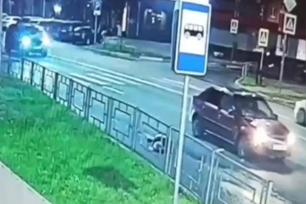 Водитель иномарки сбил женщину на пешеходном переходе в Нижнем Новгороде