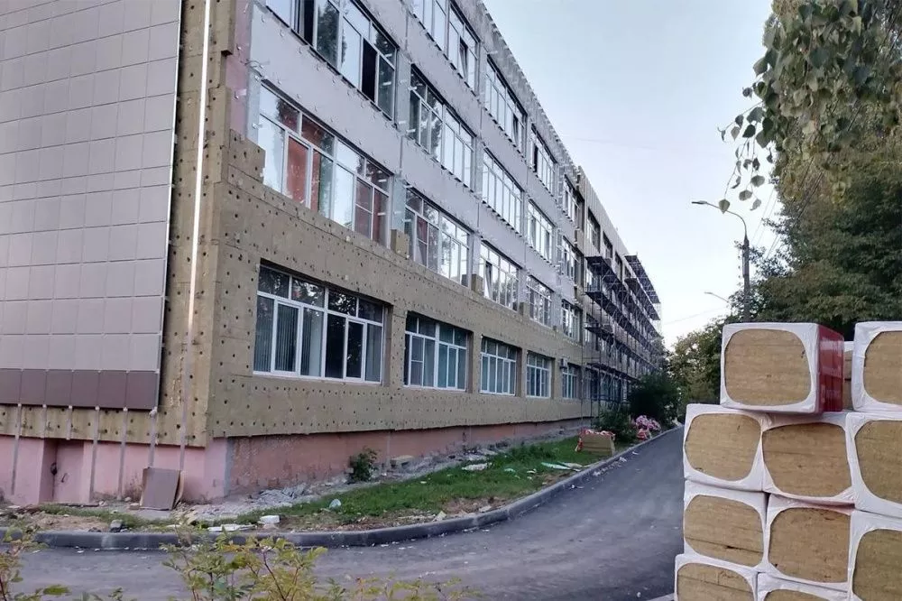 Фото Нижегородцы недовольны незавершенным ремонтом гимназии №2 - Новости Живем в Нижнем