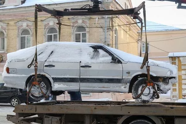 Ограничения на парковку в центре Нижнего Новгорода были продлены из-за снегопада