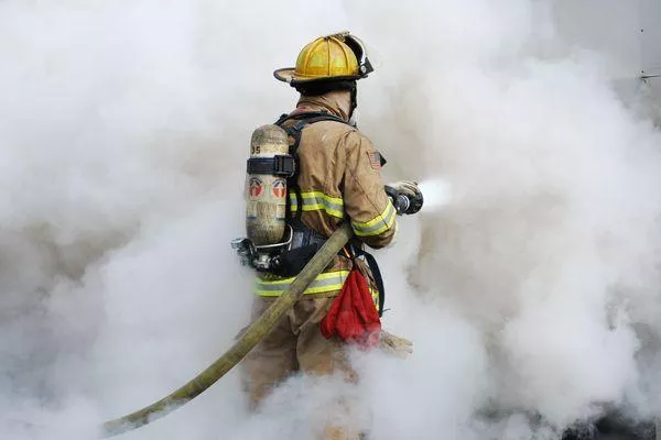 Один человек погиб на пожаре в Ковернинском районе
