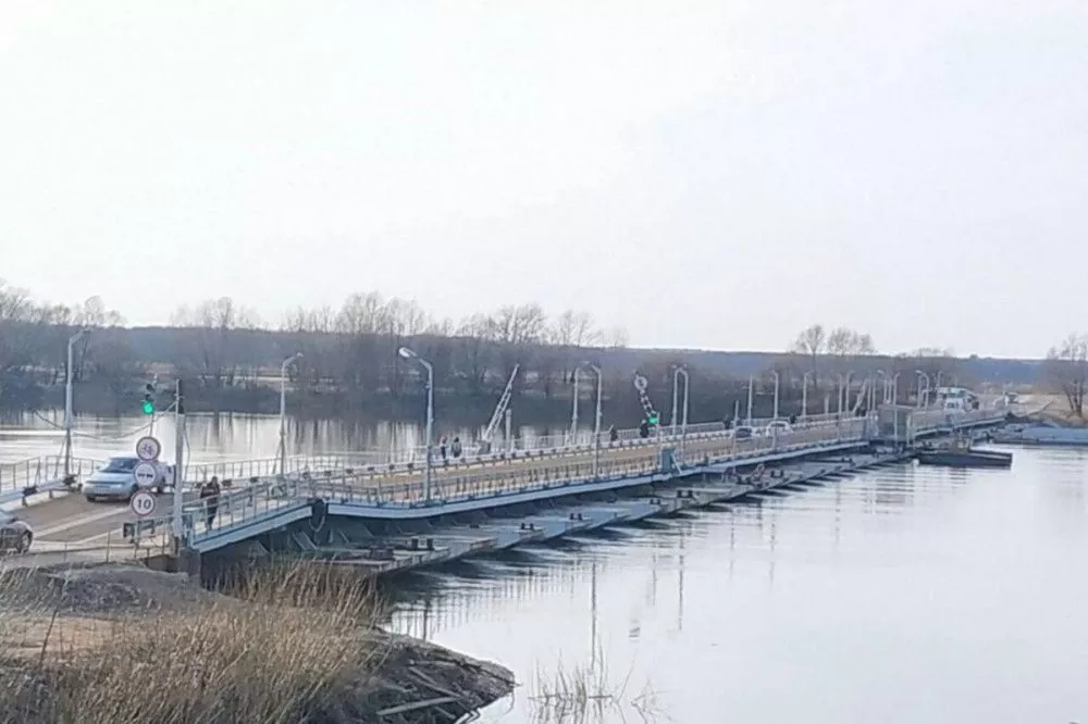 Переправу по понтонному мосту через Оку могут приостановить в Павловском районе 