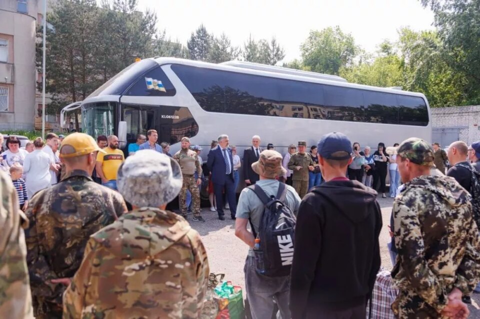 Фото Нижегородских добровольцев-контрактников проводили на службу 23 мая - Новости Живем в Нижнем