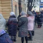 Фото Огромная очередь в городскую больницу №33 возмутила нижегородцев - Новости Живем в Нижнем