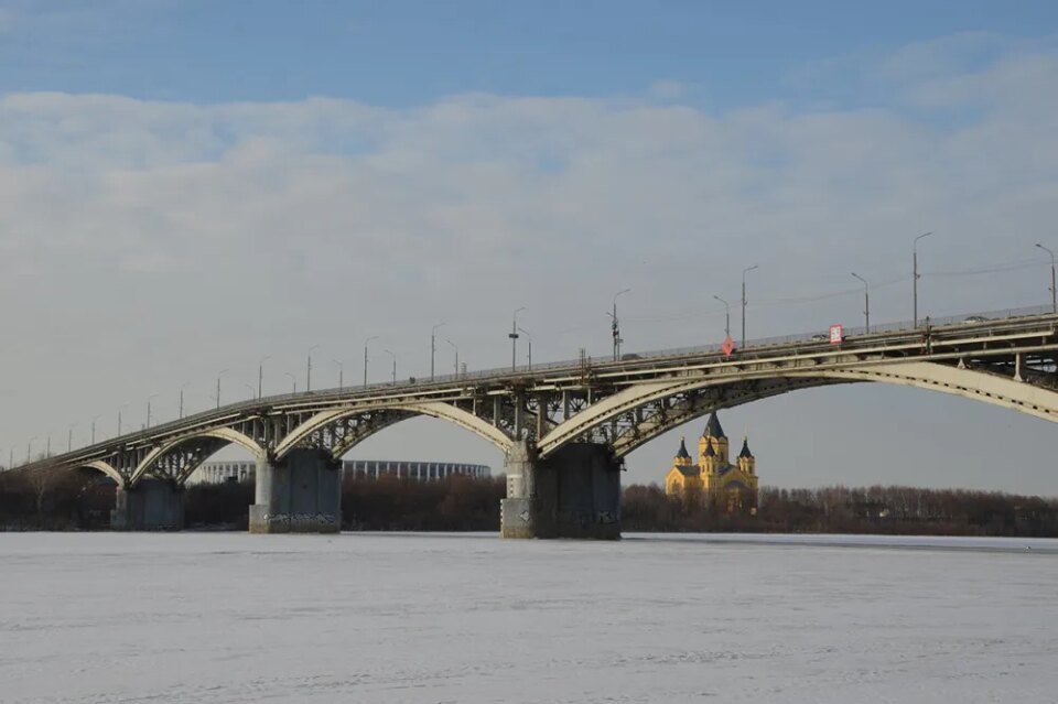 Фото Трещины образовались на подпорной стенке Канавинского моста - Новости Живем в Нижнем